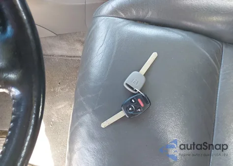 2004 Honda Accord 3.0 Ex z USA, uszkodzony, nr VIN 1HGCM66564A067887